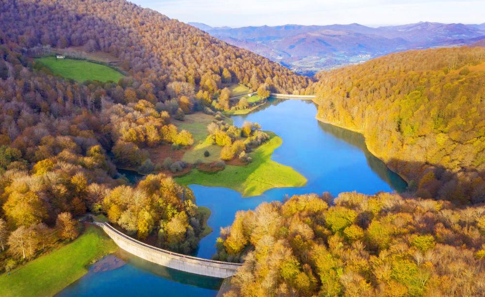 Embalse de Leurza